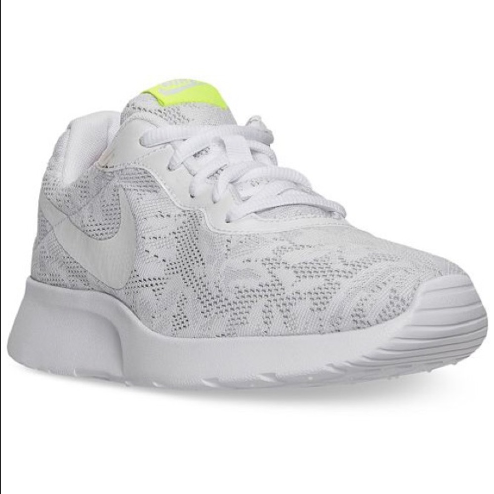 Nike women’s Tanjun ENG